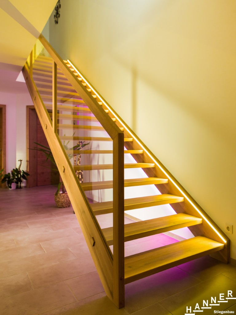beleuchtete Treppe