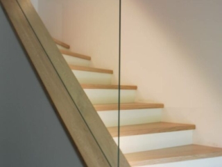 Glasgeländer Beleuchtung