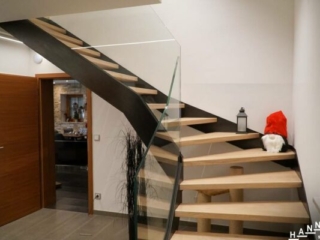 Stiege Holz Metallwangen