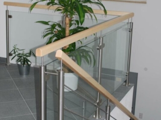 Geländer Metall Glas