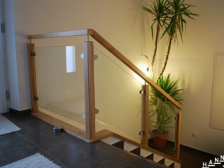 Holzgeländer Glasfüllung