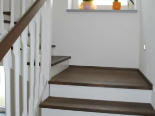 Geländer weiß Holz