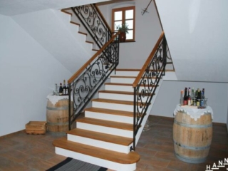 Metallgeländer Schmiedeeisen Holzhandlauf