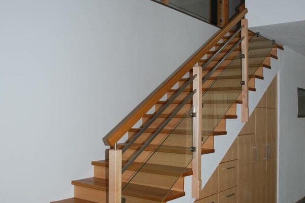 Holztreppe Kasten Stauraum
